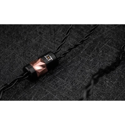 FTRHK-12182489-FEAT1-thumbnail.jpg