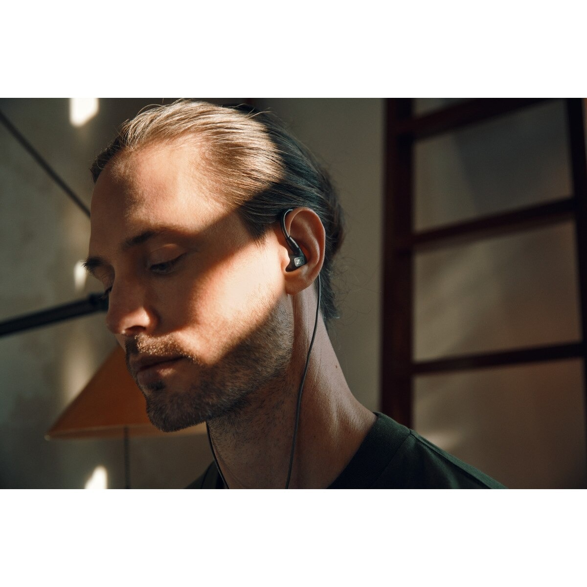 FTRHK-12274041-FEAT2-zoom