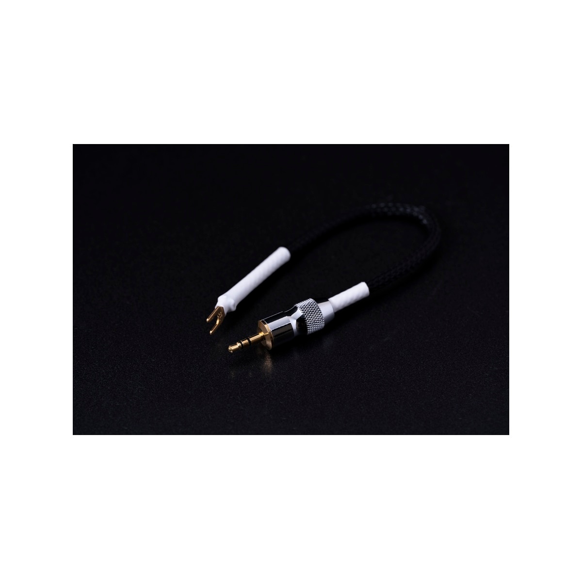 FTRHK-12636495-FRONT-zoom