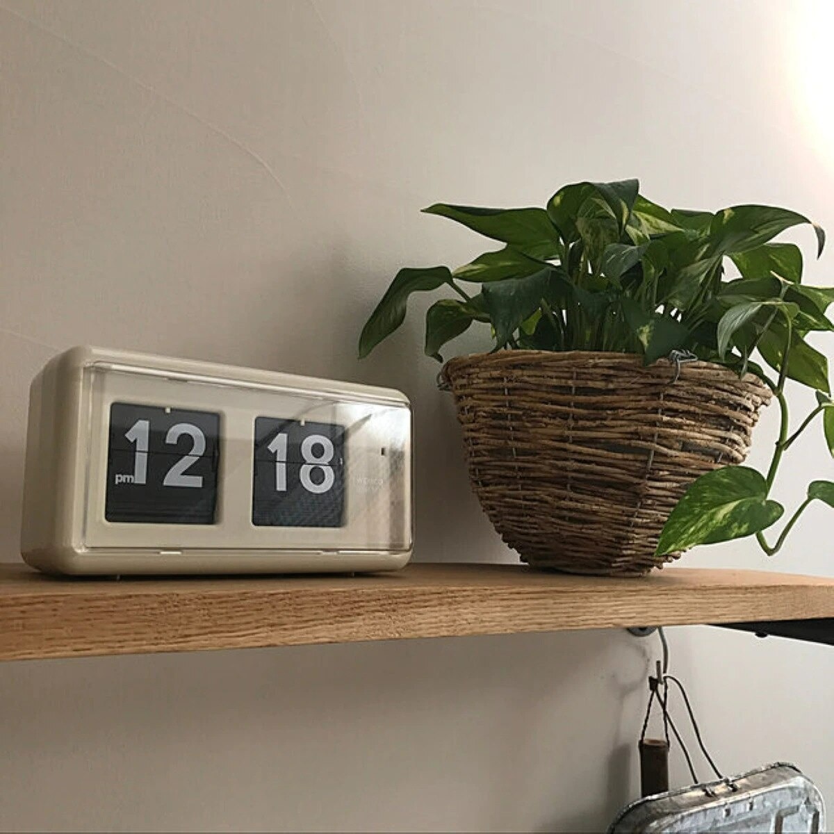 TWEMCO Battery Quartz Table/Wall Flip Clock QT-30 | Fortress