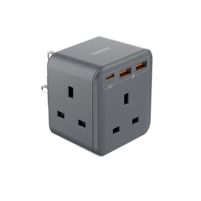 Momax US8UKE Power Adapator