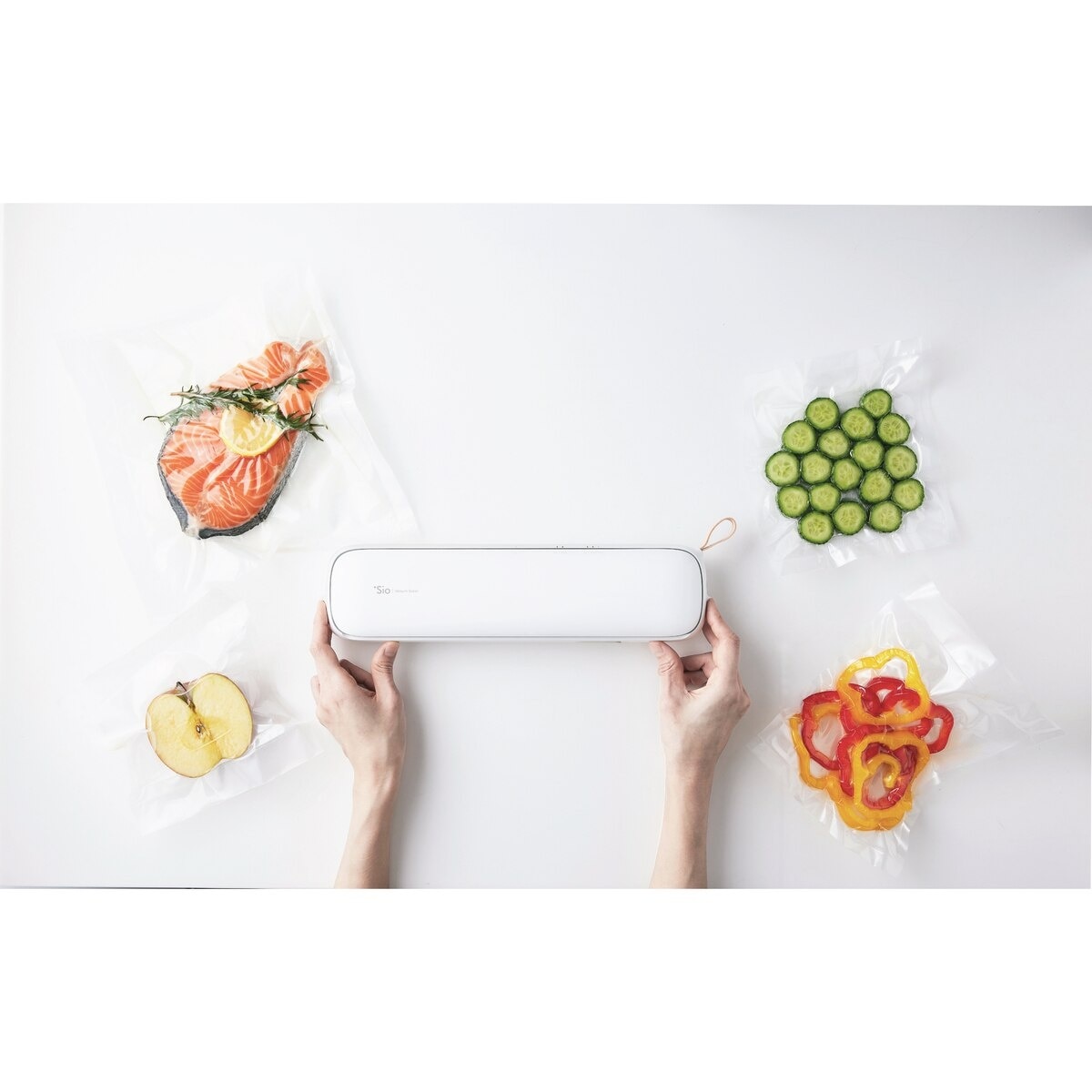 FTRHK-13040790-FEAT2-zoom