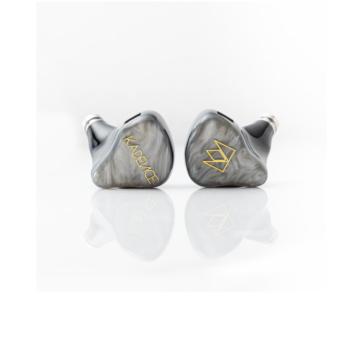 FTRHK-13110903-FRONT-zoom