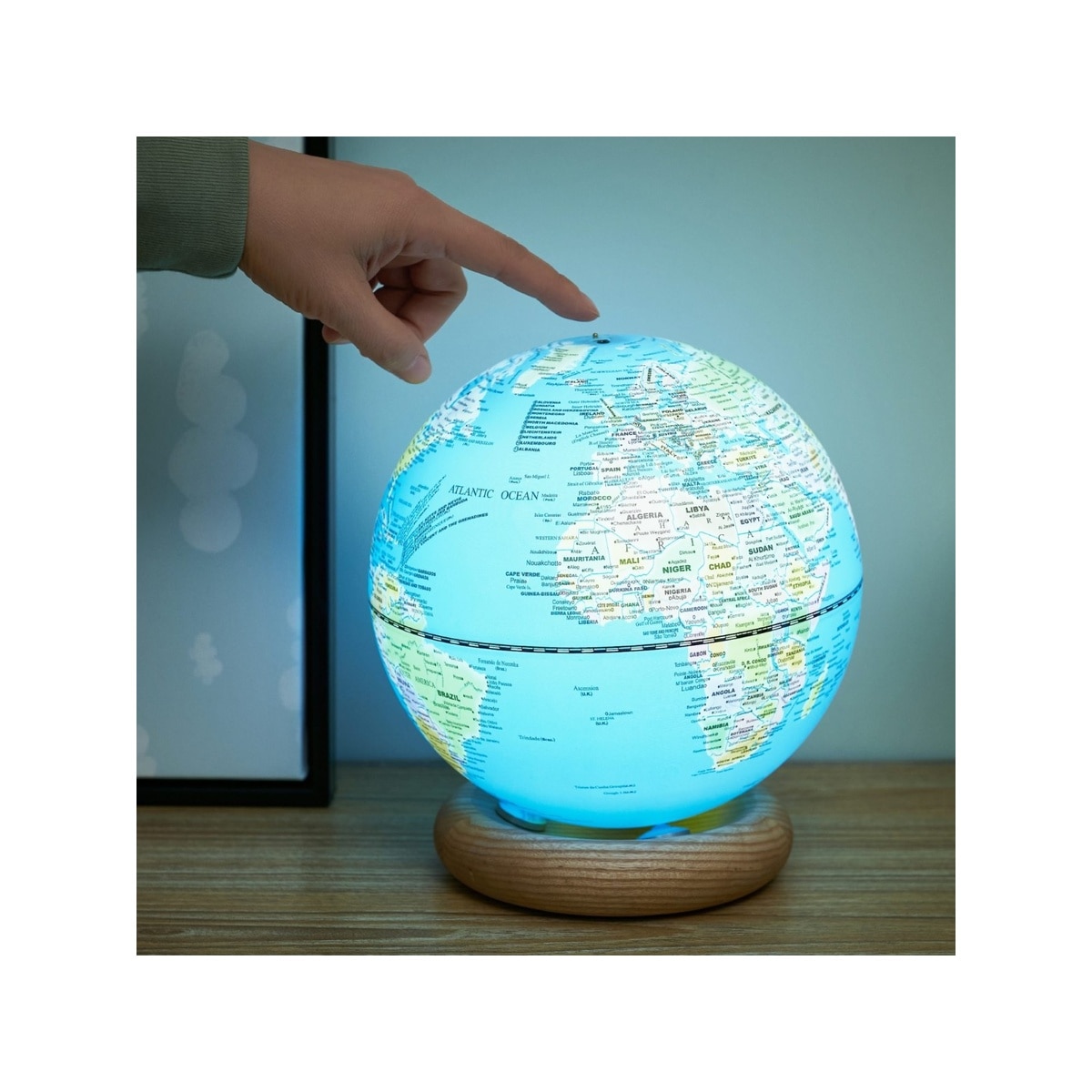 FTRHK-13308451-FRONT-sfUxUYt4-zoom