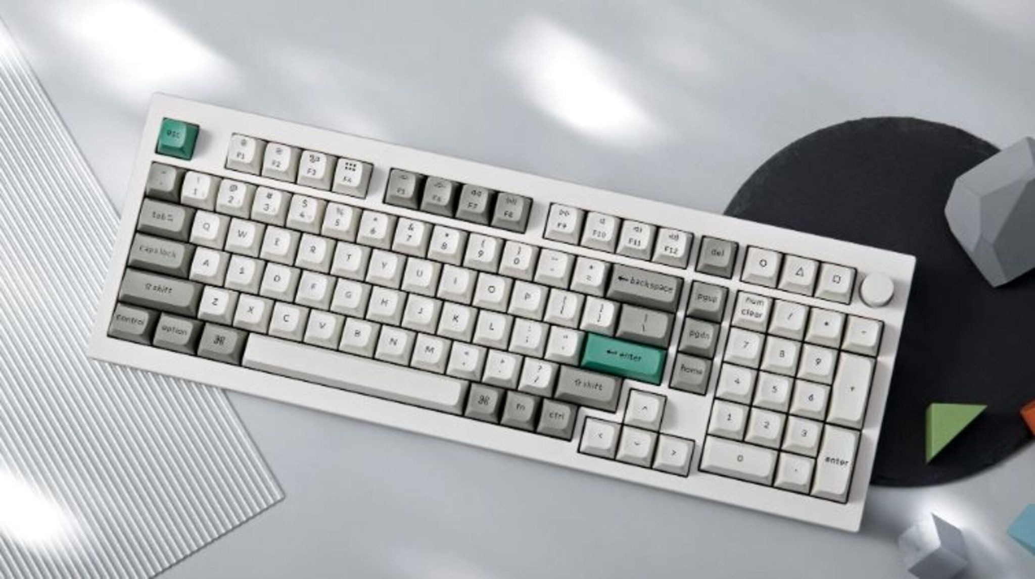 FTRHK-13316637-front-zoom.jpg