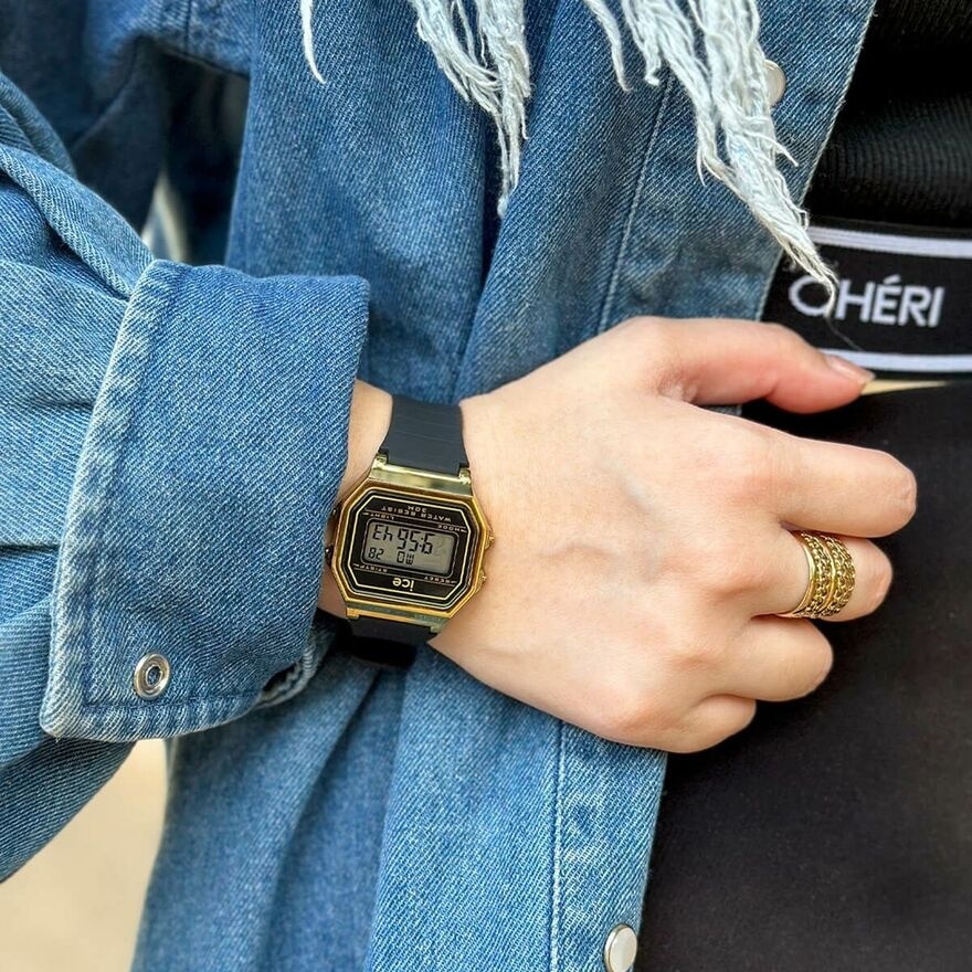 FTRHK-13449202-FEAT1-zoom