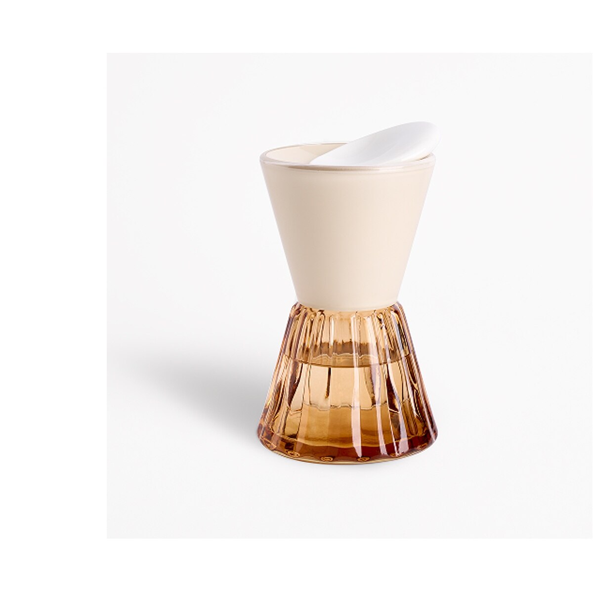 FTRHK-13485465-FRONT-zoom