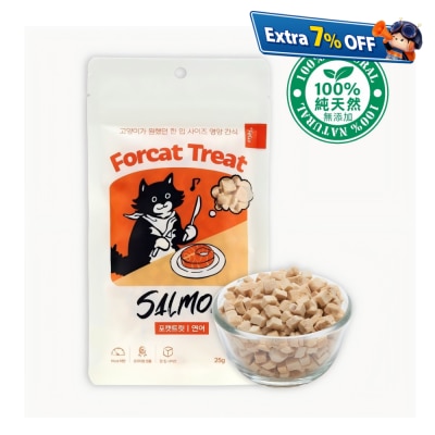 Dr Felis Forcat treat Salmon