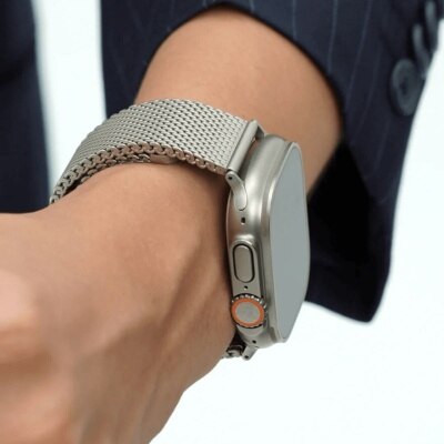 FTRHK-13533869-FEAT2-thumbnail