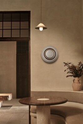 FTRHK-13595154-back-thumbnail.jpg