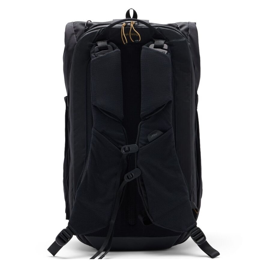 FTRHK-13859447-back-zoom.jpg