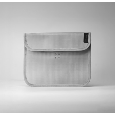 Momax 1-World Airliner 防火防護袋