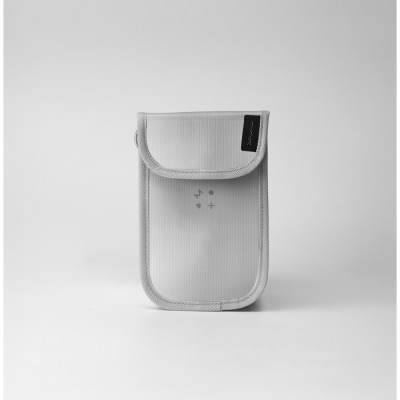 Momax 1-World Airliner 防火防護袋