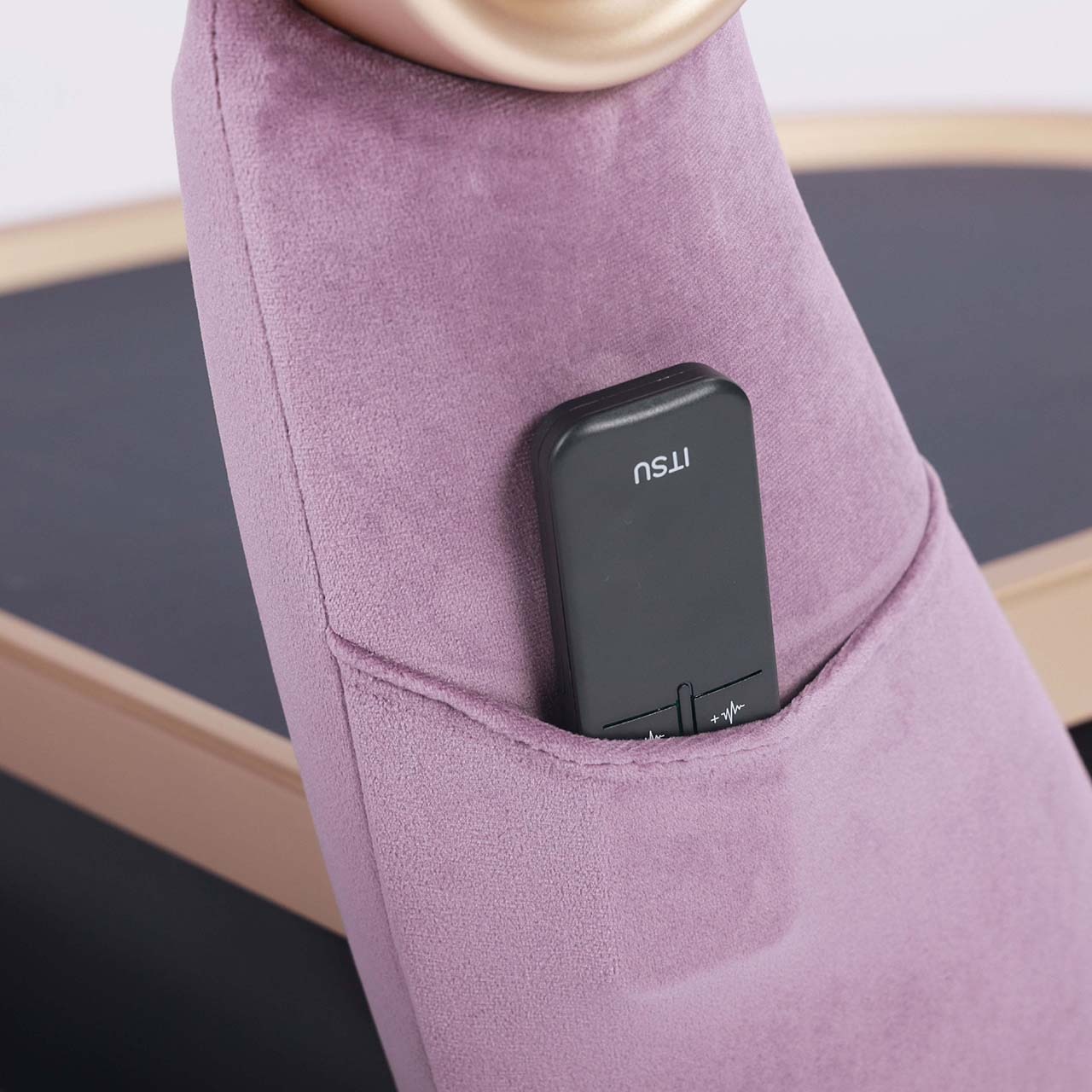 FTRHK-13977478-FEAT1-zoom