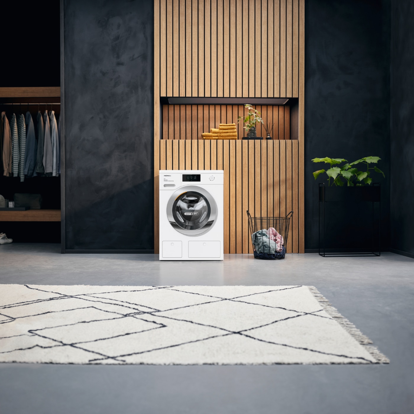 FTRHK-13979131-BACK-zoom