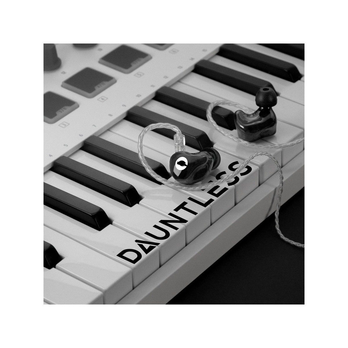 FTRHK-14005451-FRONT-zoom