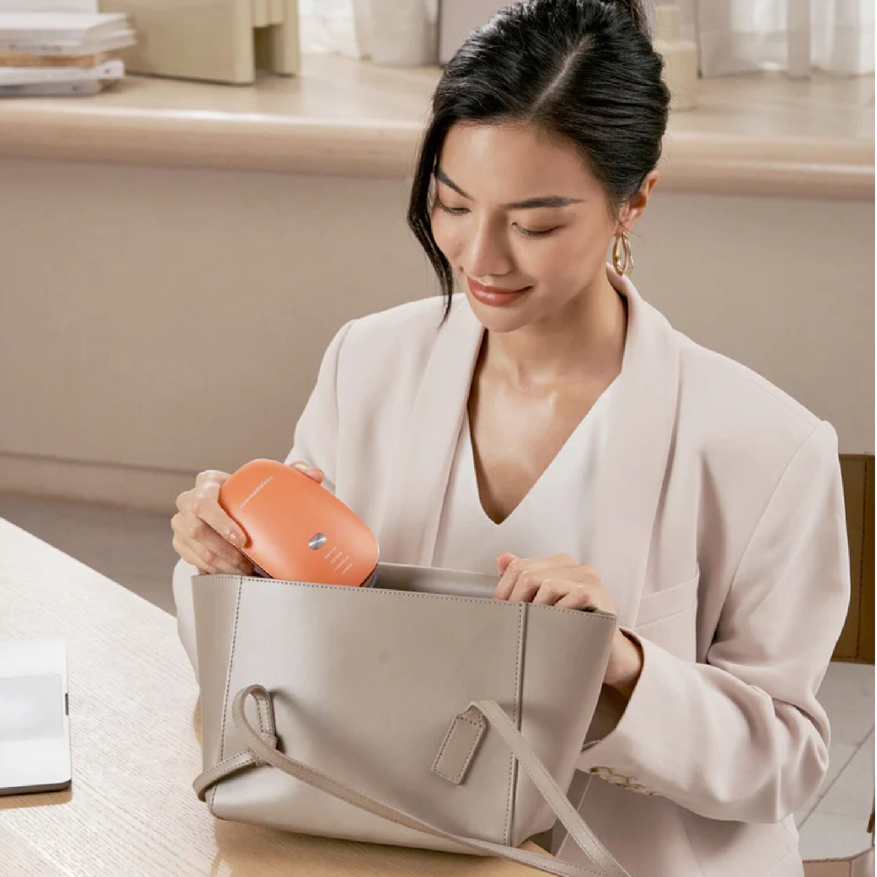 FTRHK-14031561-FEAT2-zoom