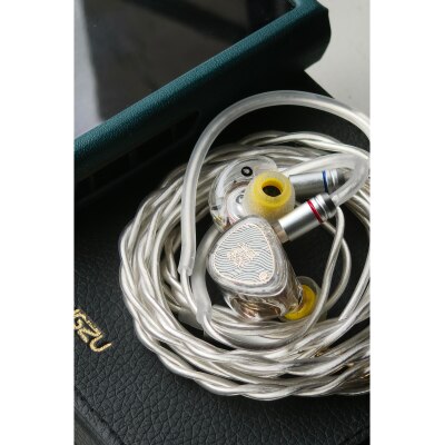 FTRHK-14035394-FRONT-thumbnail