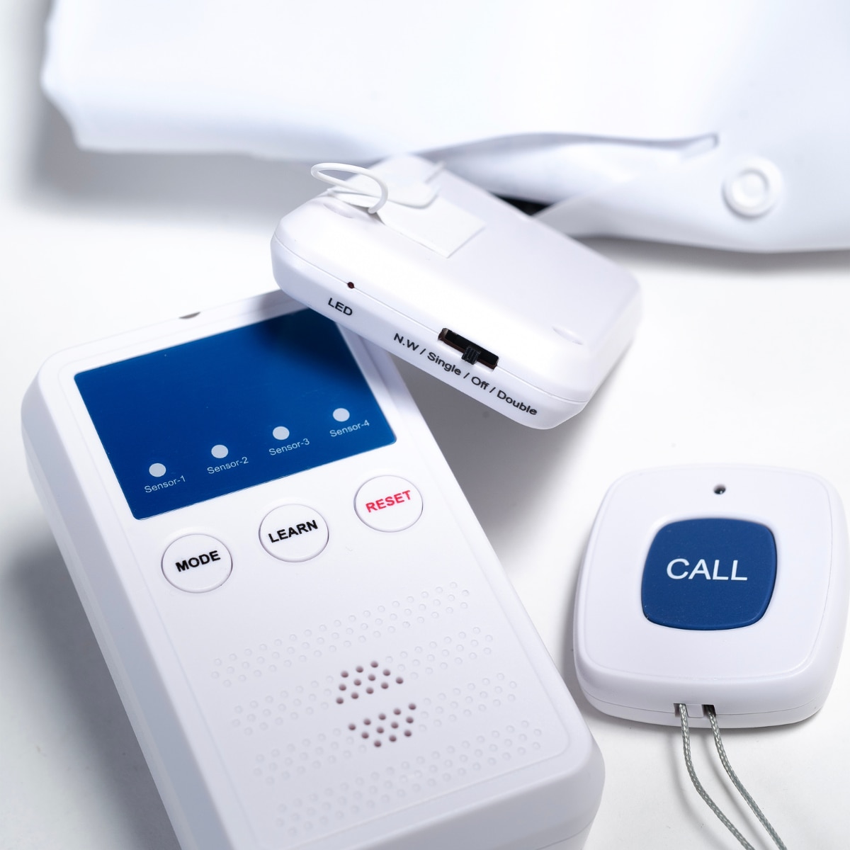 FTRHK-14042068-SIDE-zoom