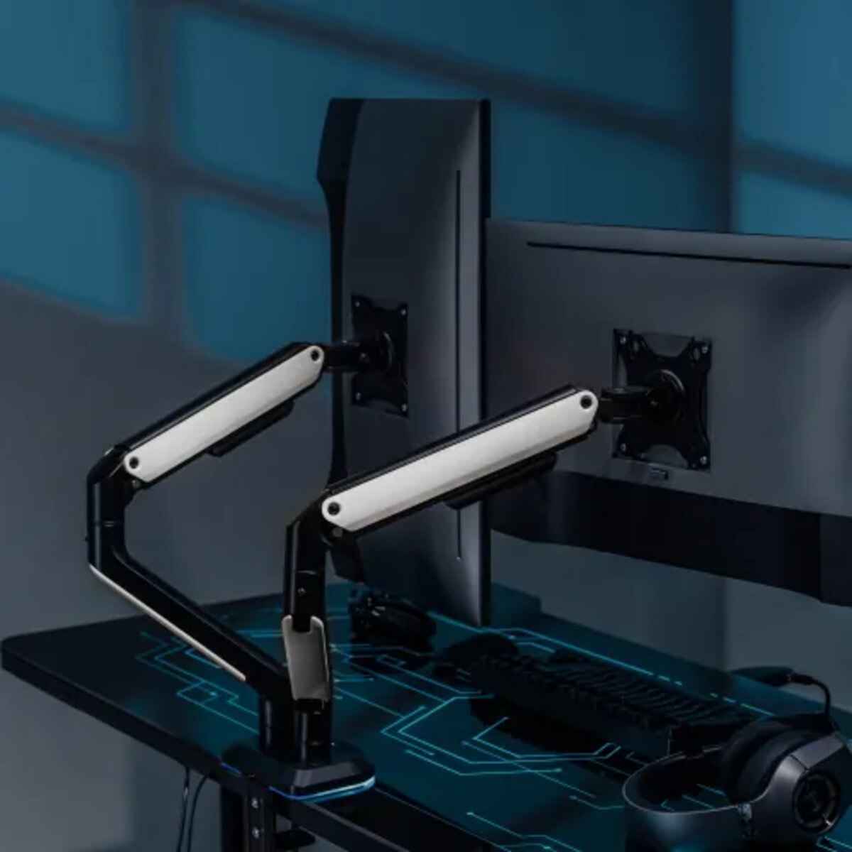 FTRHK-14043722-BACK-zoom