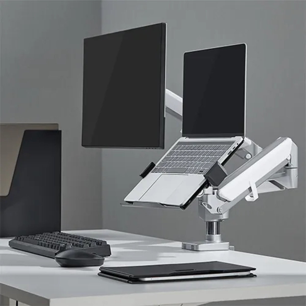 FTRHK-14043950-SIDE-zoom