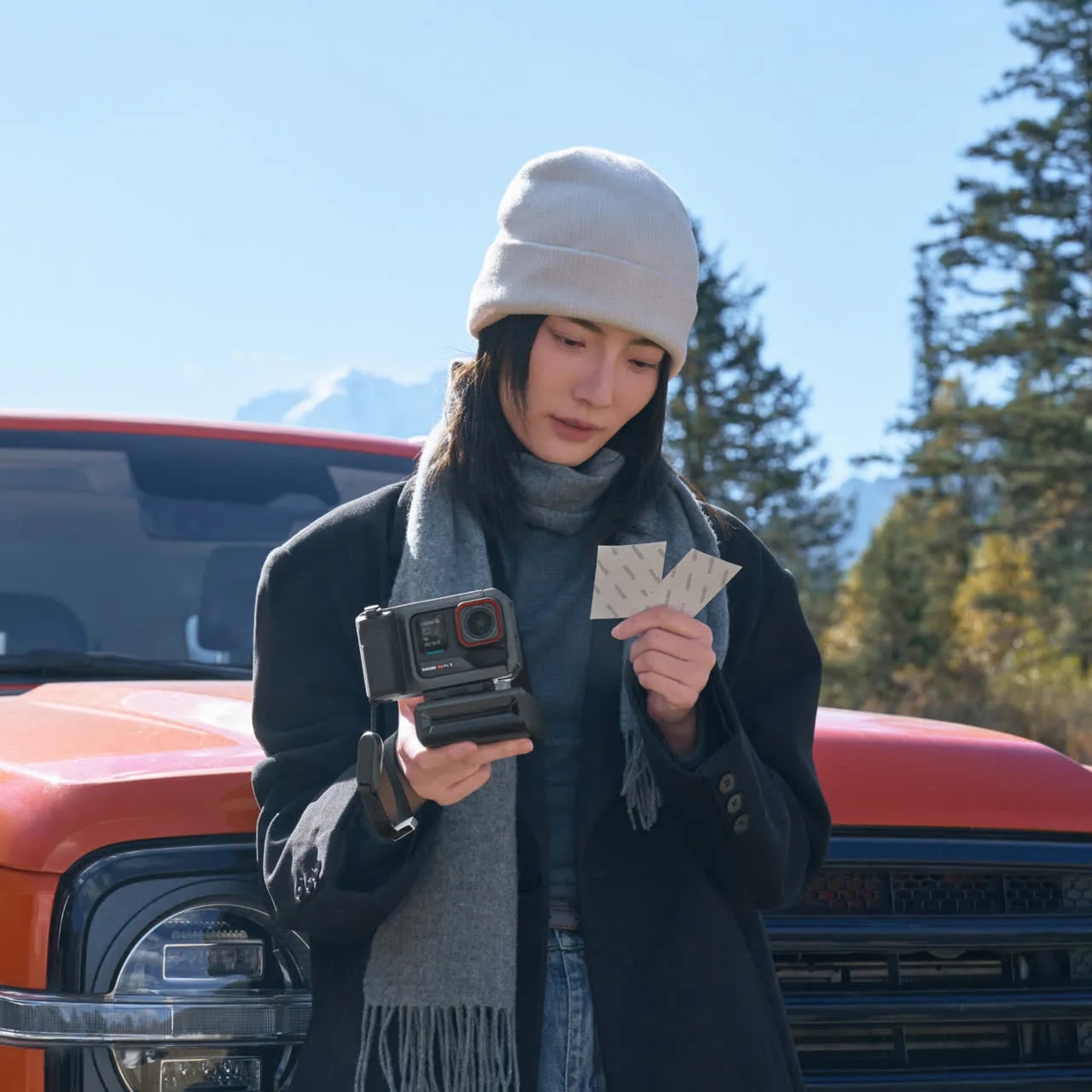 FTRHK-14044371-FEAT1-zoom