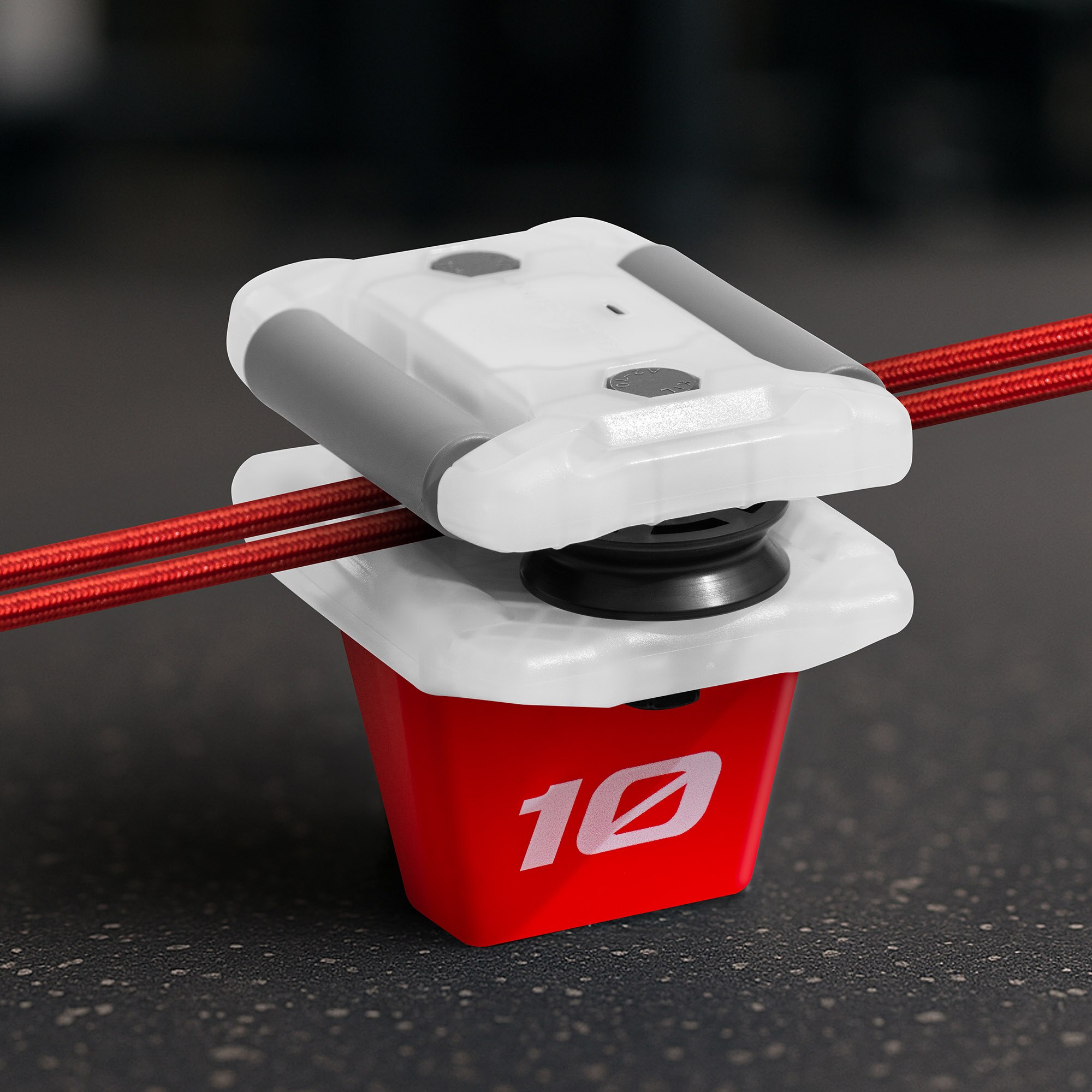 FTRHK-14046704-SIDE-zoom