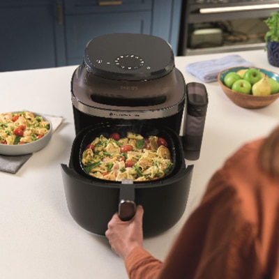 FTRHK-14050607-FEAT2-thumbnail