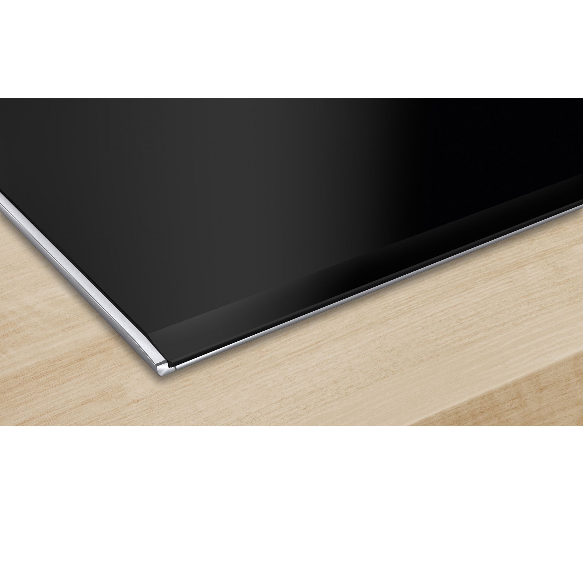 FTRHK-14050754-SIDE-zoom