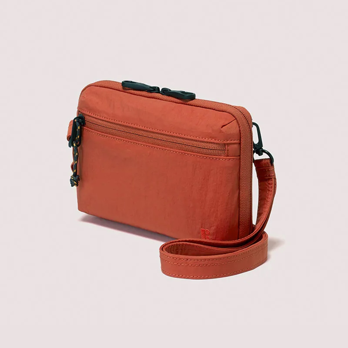 FTRHK-14058414-FRONT-zoom