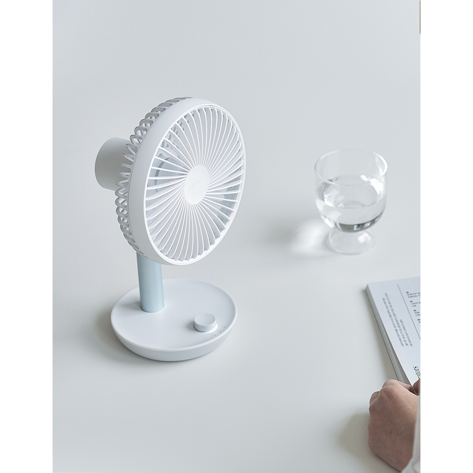 FTRHK-14060872-BACK-zoom