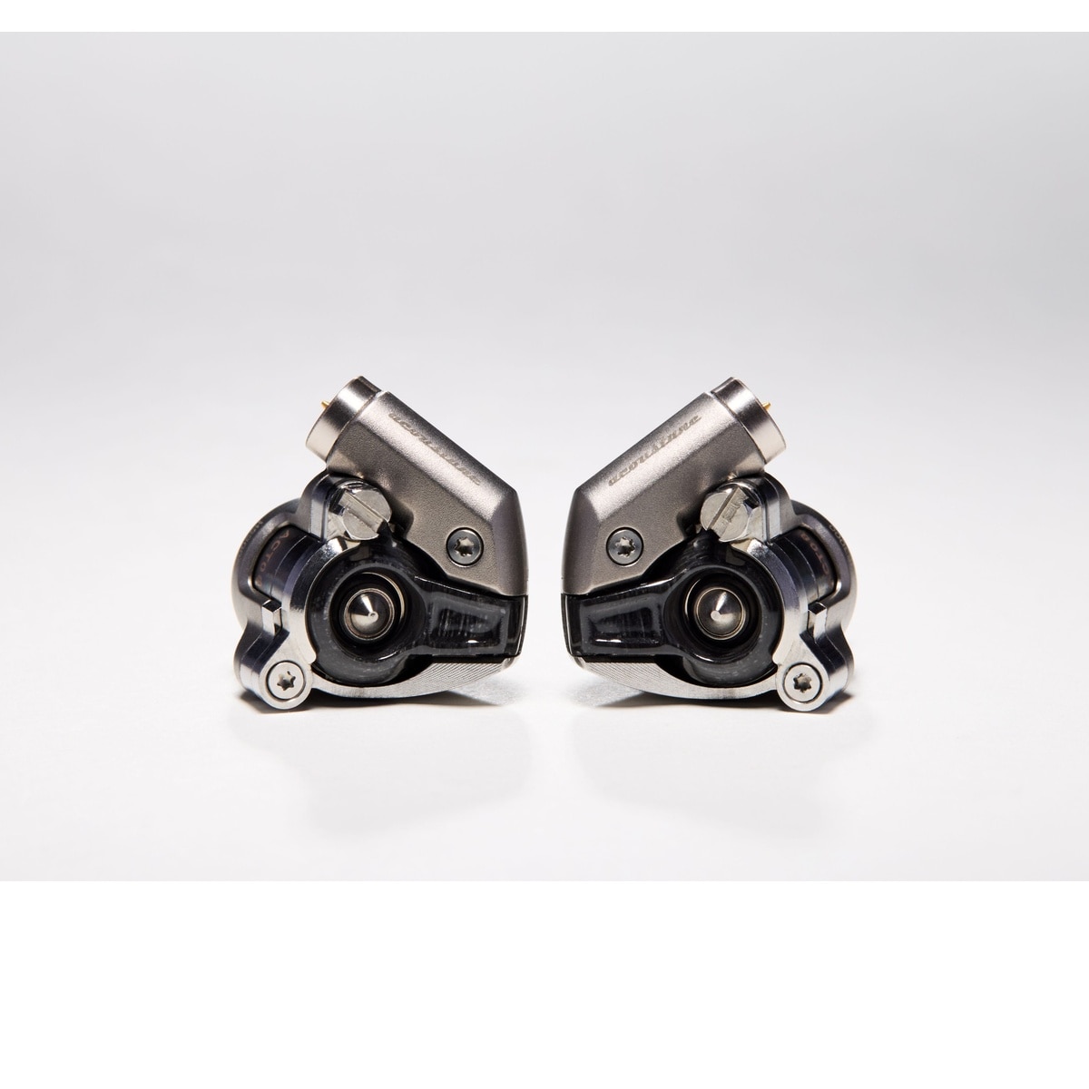 FTRHK-14062421-FRONT-zoom