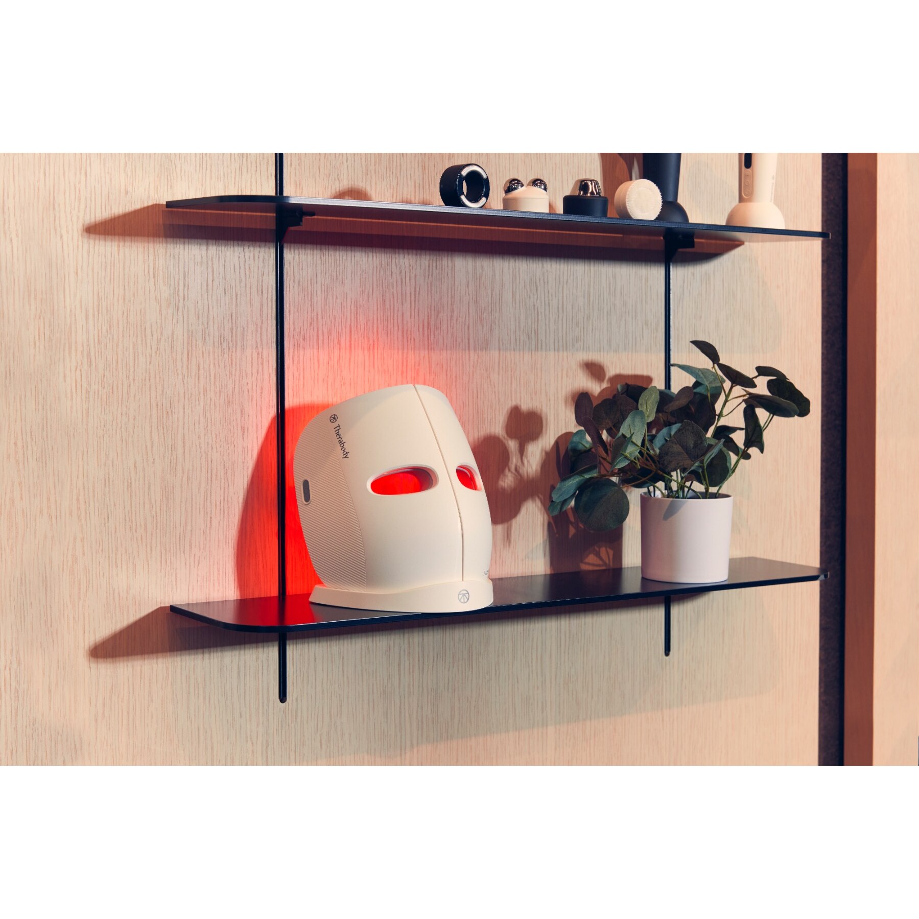 FTRHK-14074633-BACK-zoom