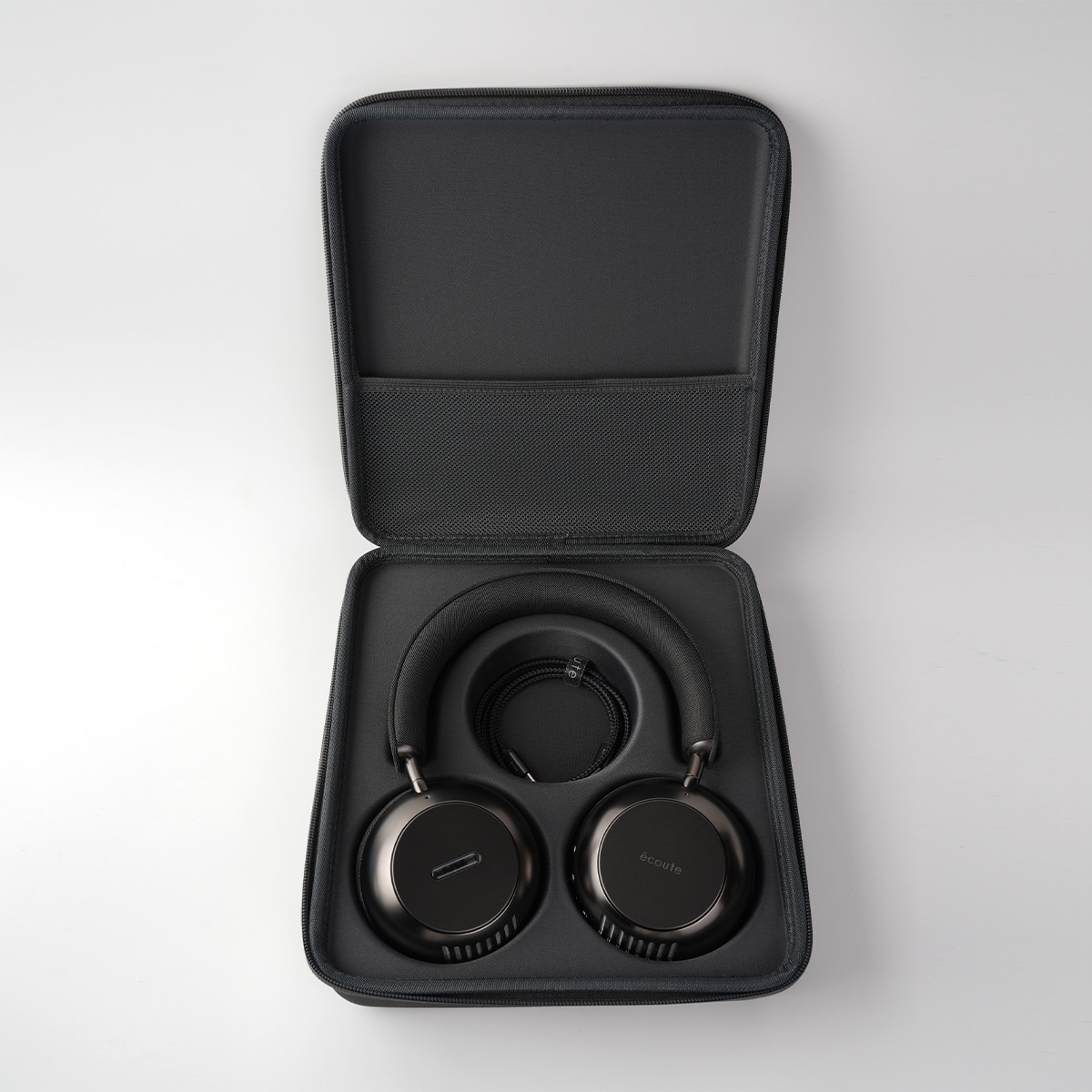 FTRHK-14078301-FEAT1-zoom