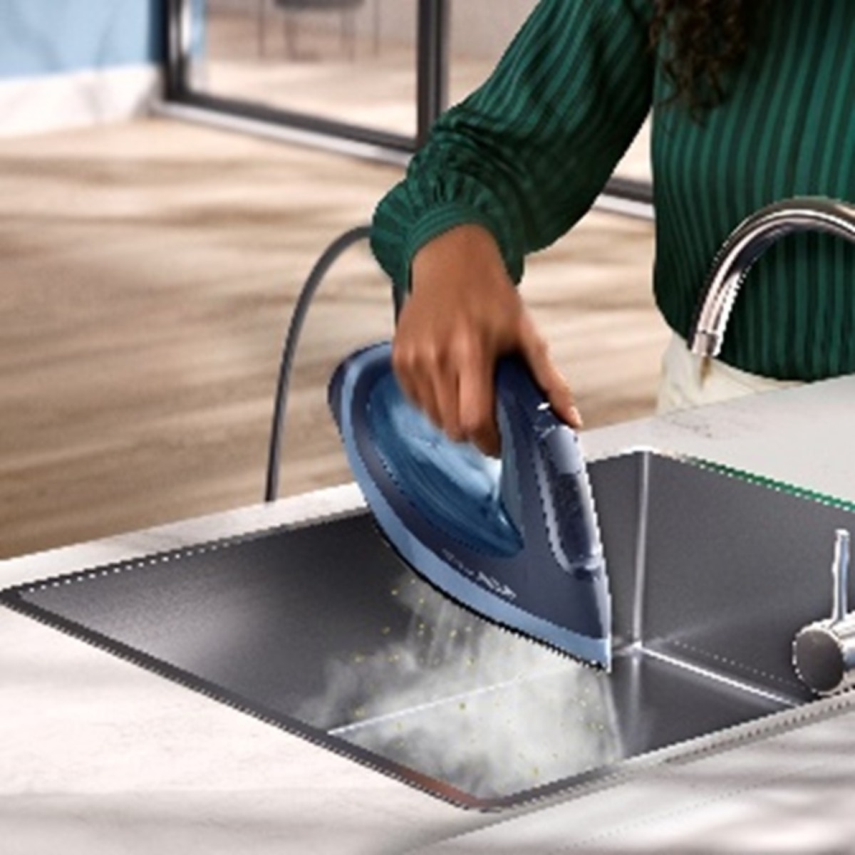 FTRHK-14095881-FEAT2-zoom