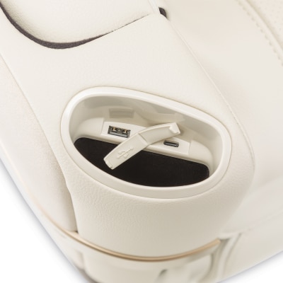 FTRHK-14098969-FEAT1-thumbnail