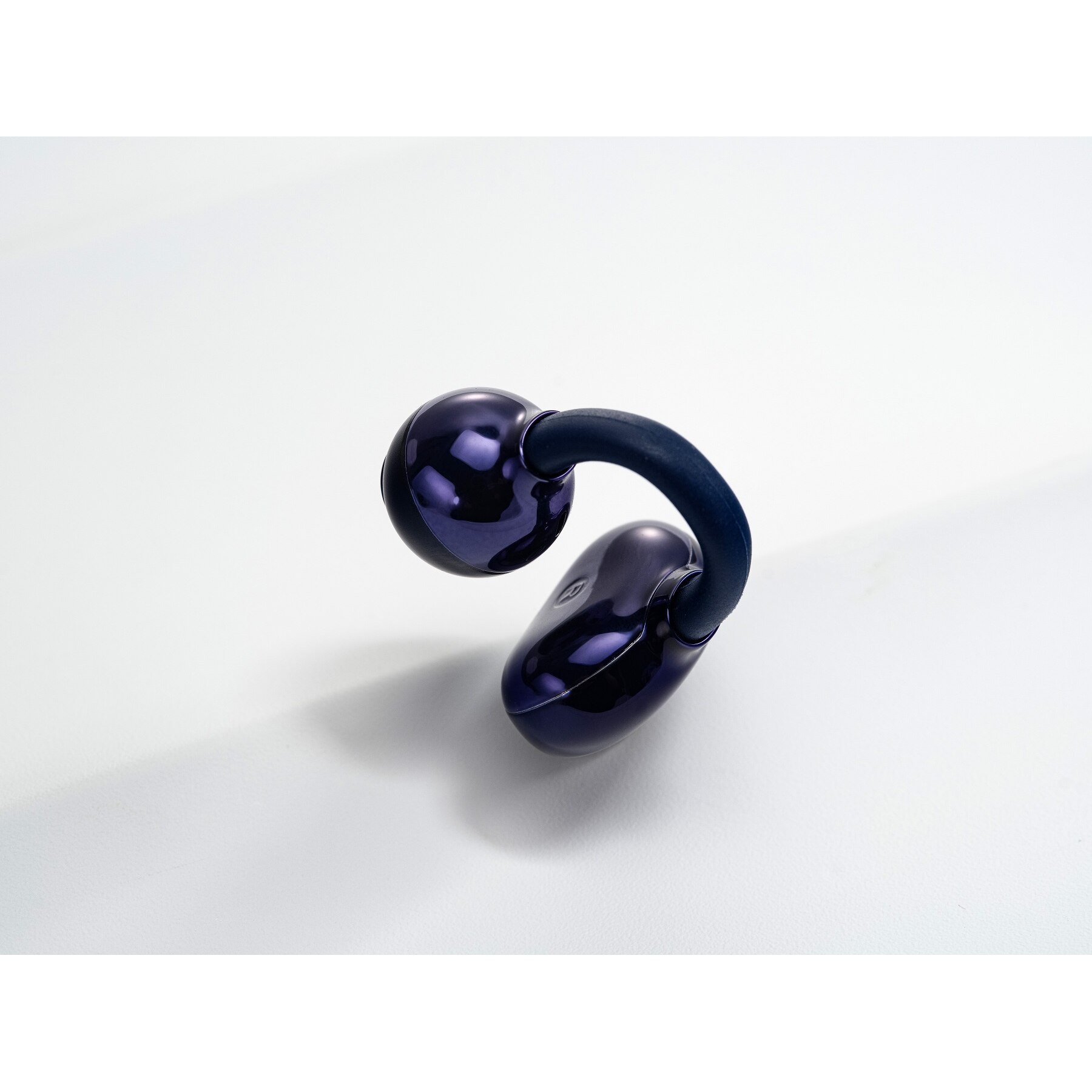 FTRHK-14138220-SIDE-zoom