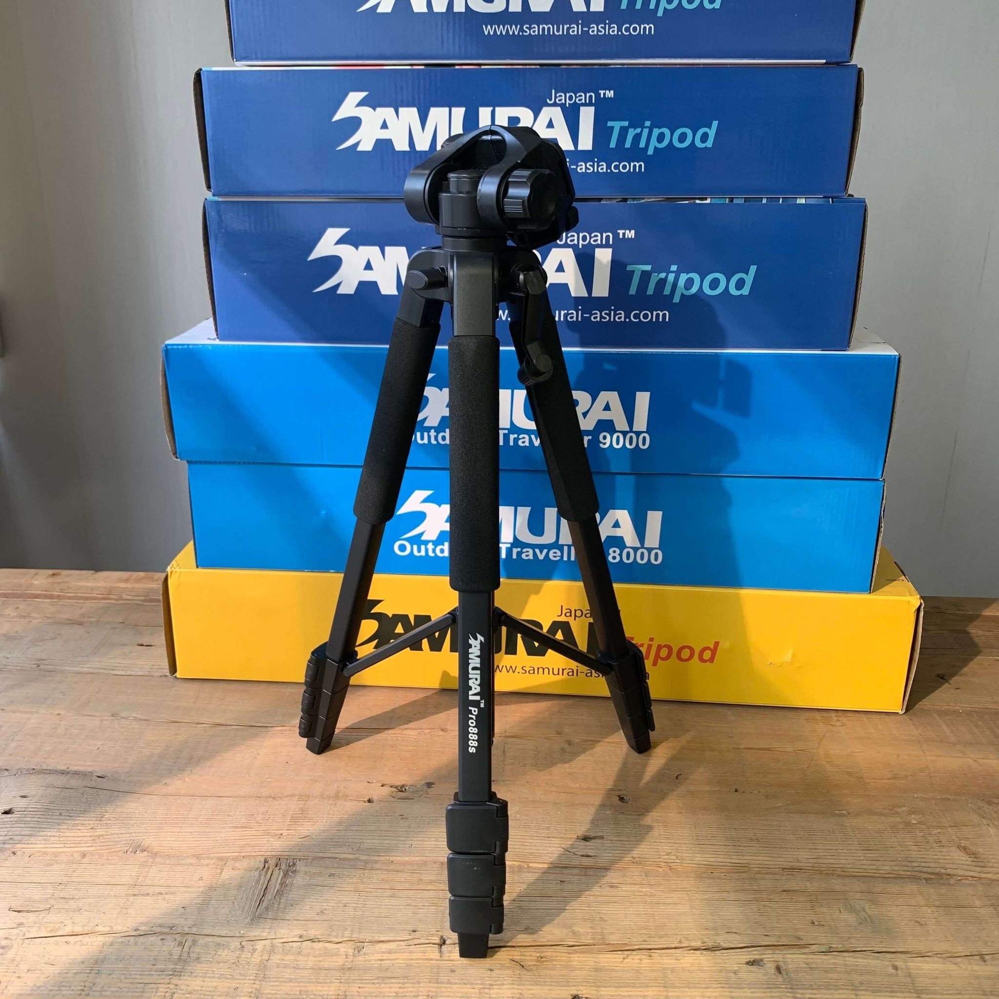 Samurai-Pro-888S-Tripod-with-Handphone-Holder-04-wo7pUQCY-zoom